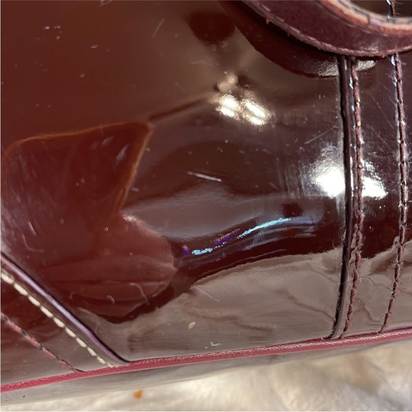 Coach Ashley rare liquid glass Patent Leather Gallery tote in deep Cabernet! - Picture 12 of 16